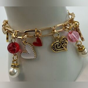 HEART CHARMS RED PINK FAUX PEARL GOLDTONE HANDMADE VALENTINES DAY CHARM BRACELET
